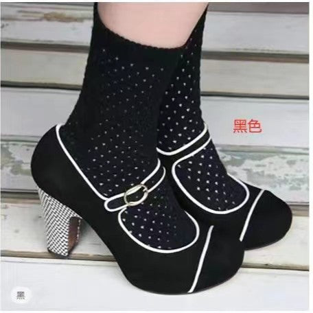 Klasyczne Ortopedyczne Buty w Ponadczasowym Stylu