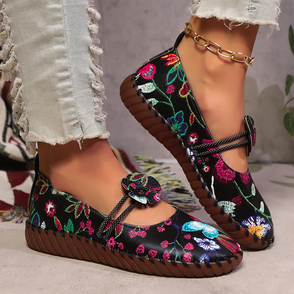 Eleganckie Ortopedyczne Buty z Unikalnym Wzorem