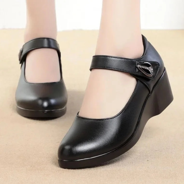 Smukłe i wspierające ortopedyczne Buty