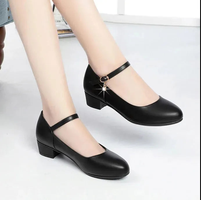 Smukłe i wspierające ortopedyczne Buty