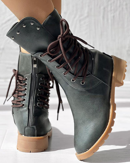 Helga® | Modern and supportive orthopedic boots.